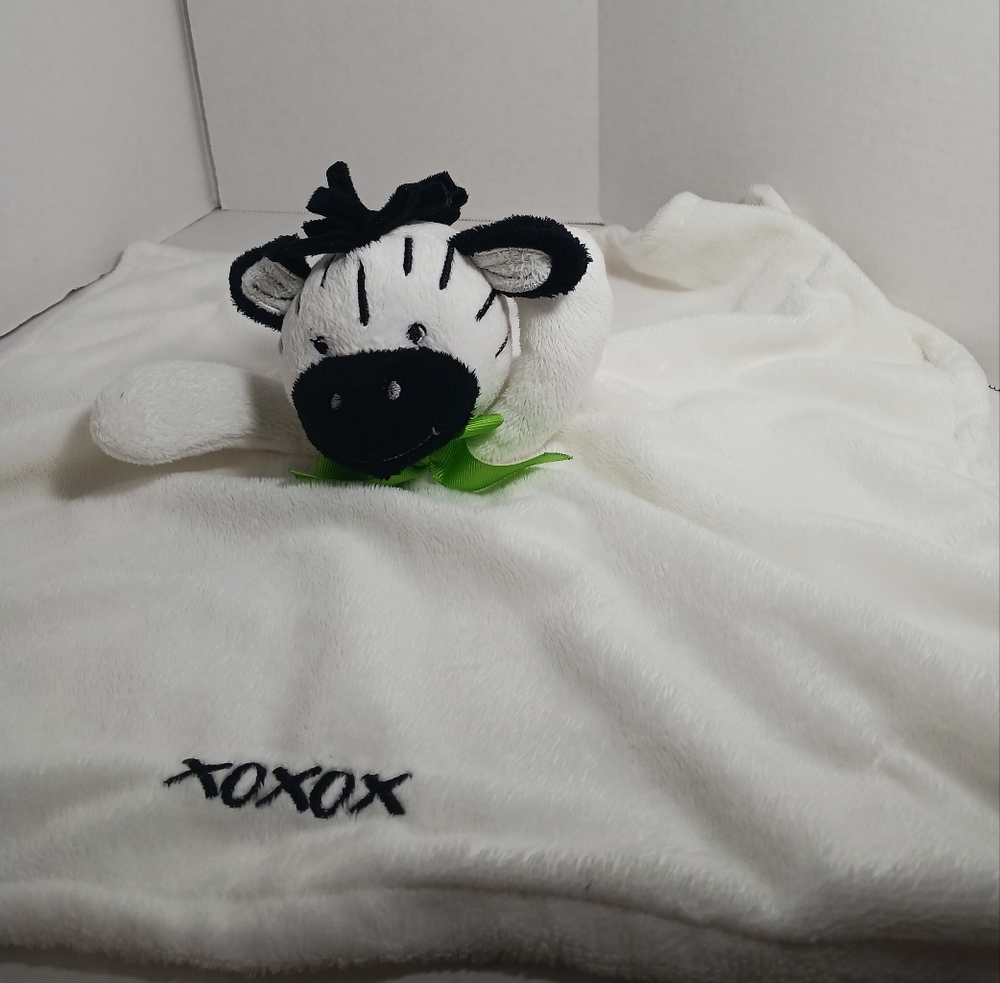 Honey Bunny Lovey Security Blanket Zebra  XOXOX  White Black Soft Clean